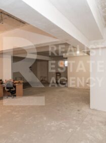 Reparatie oficiu Trandafirilor 11/6